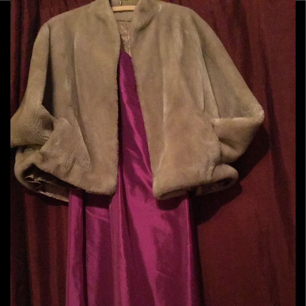 ⚜️ Borgana CAPE  The ORIGINAL FAUX FUR Vintage Shawl CHAMPAGNE  LUXURY OSFM